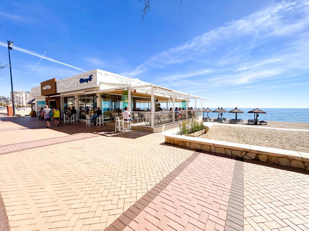 Apartamento A 900 M De La Playa Y Con Vistas Al Mar En 푸엔히롤라 외부 사진