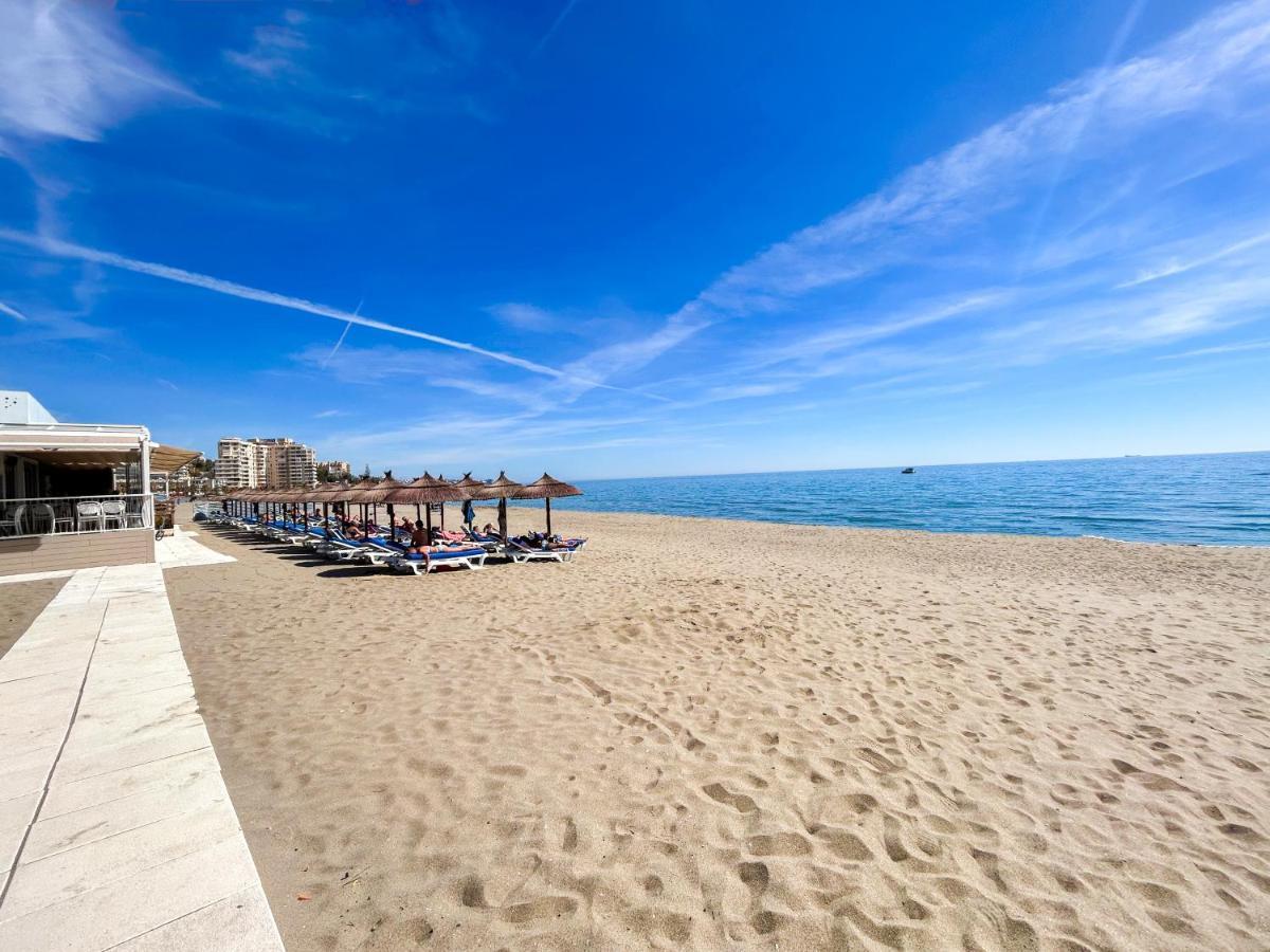 Apartamento A 900 M De La Playa Y Con Vistas Al Mar En 푸엔히롤라 외부 사진