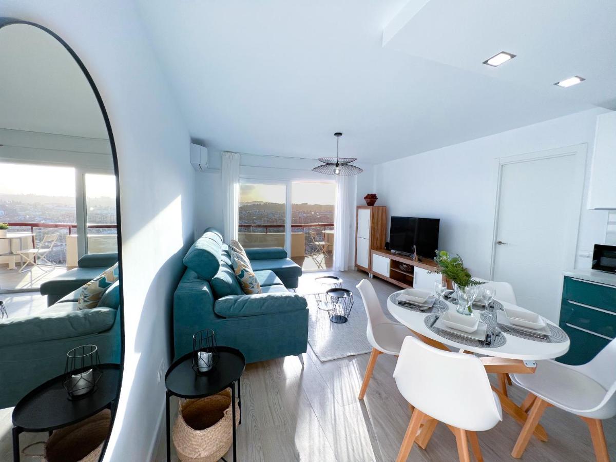 Apartamento A 900 M De La Playa Y Con Vistas Al Mar En 푸엔히롤라 외부 사진